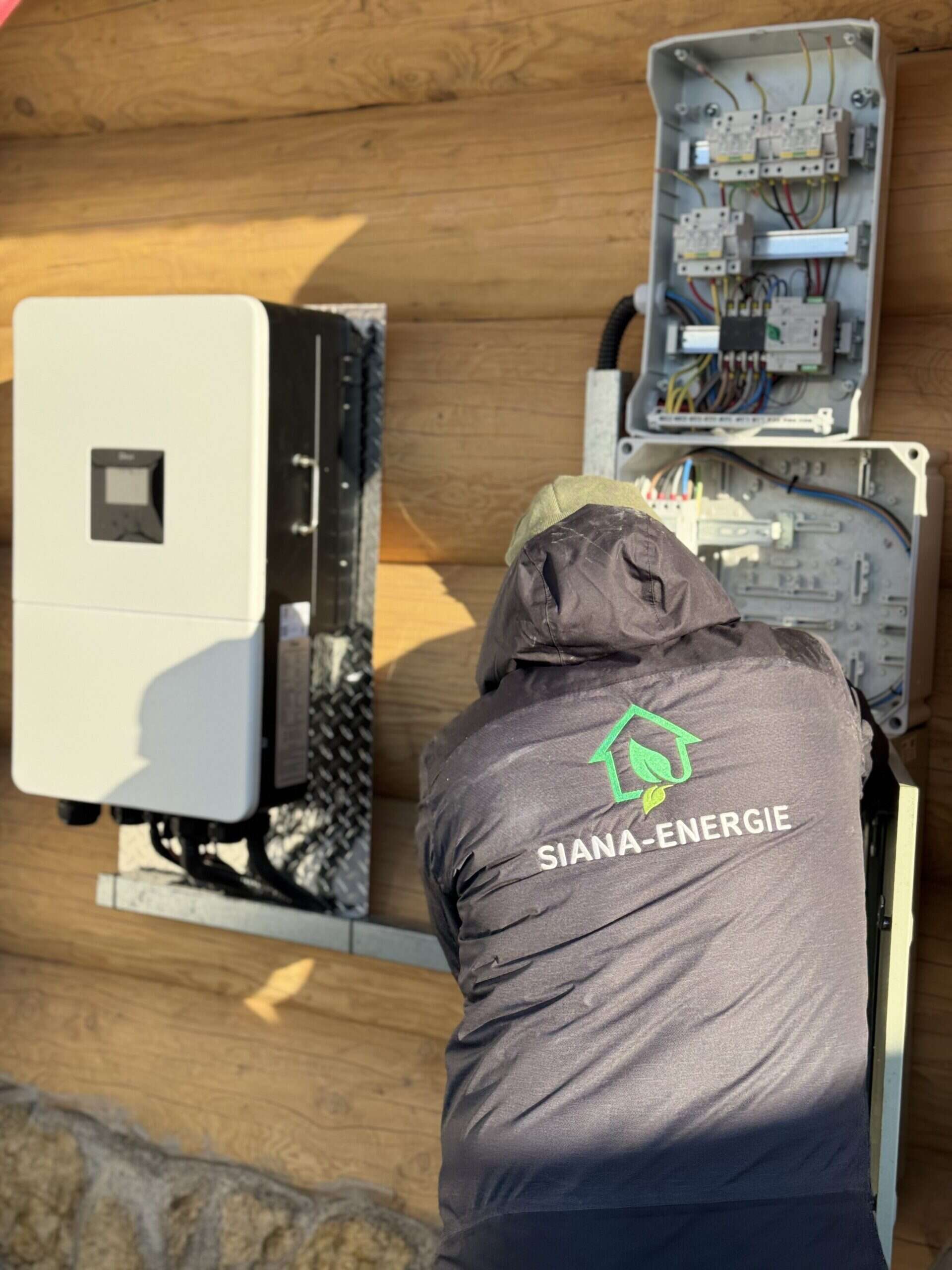 montaj-panouri-fotovoltaice-siana-energie