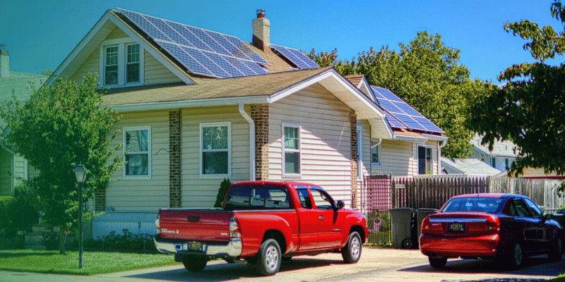 panouri-fotovoltaice-pe-casa